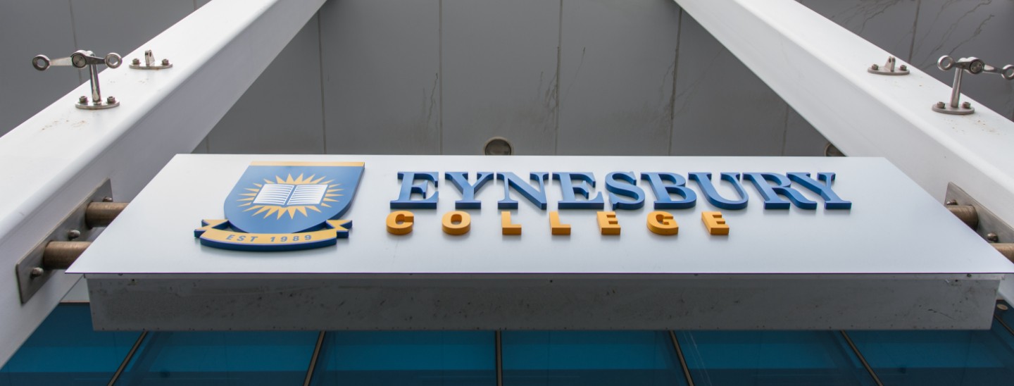 Building sign